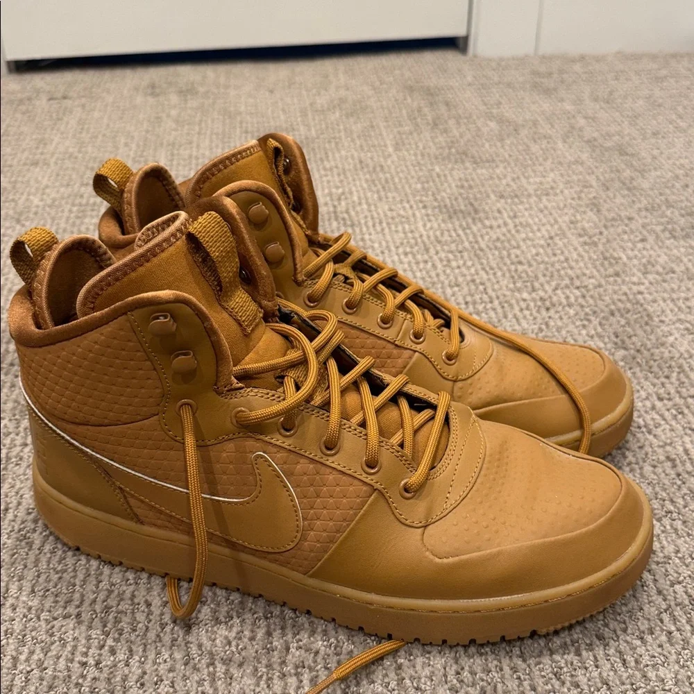 Nike Men's Brown High-Top Sneakers - Picture 5 of 6